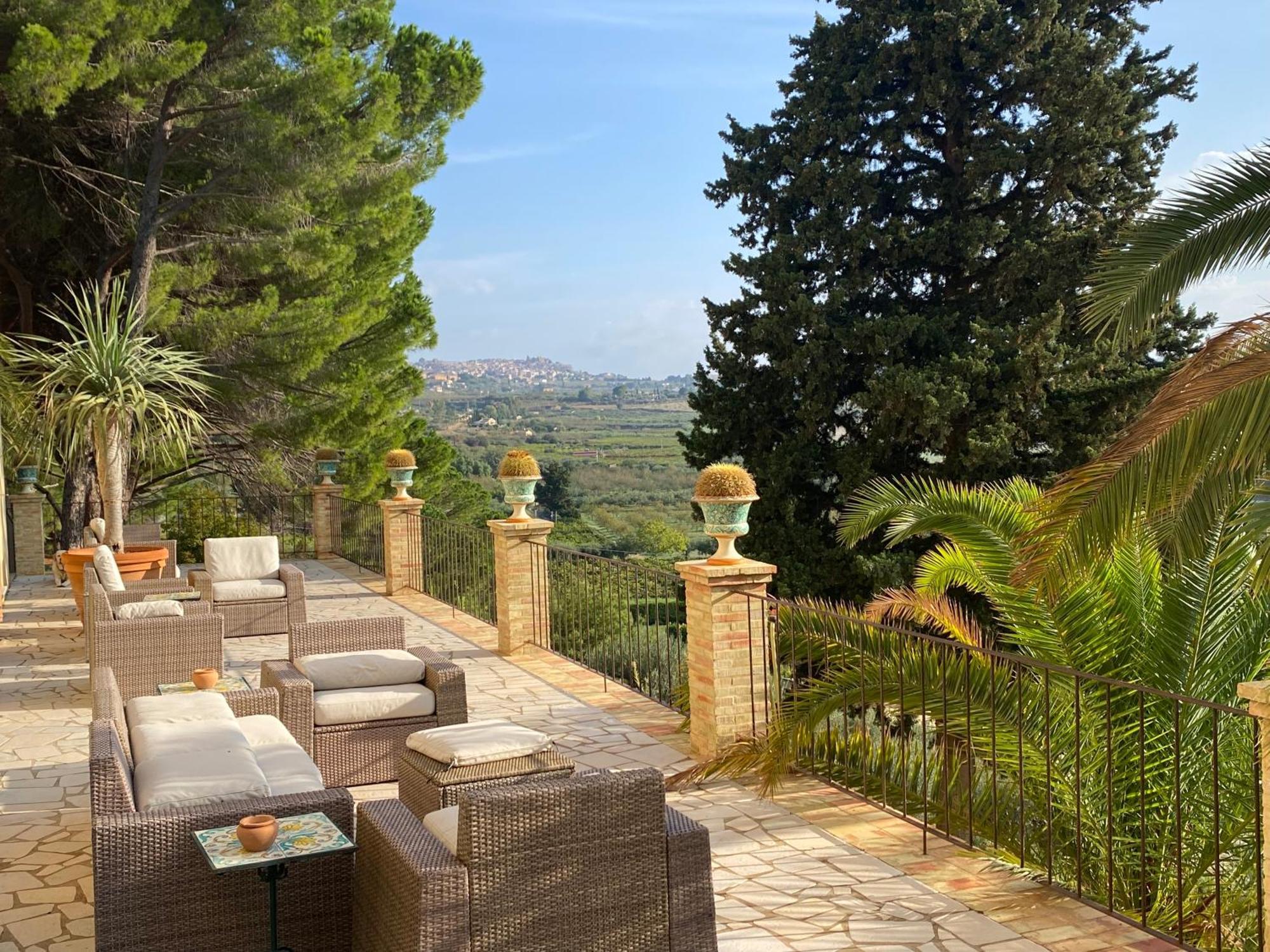 Tenuta Bartoli Maison De Charme Villa Mazzarino Exterior photo